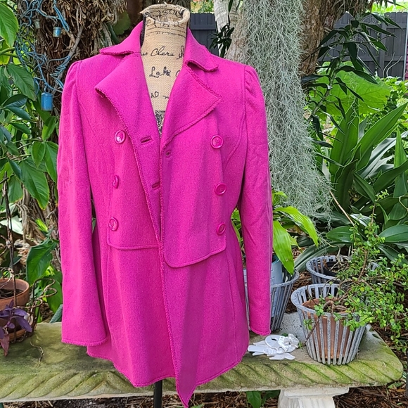 Be fuchsia wool blend pea coat. Sz M. Gently worn - Picture 12 of 16